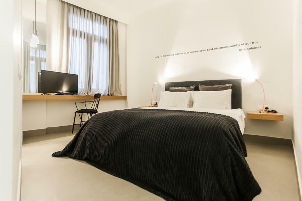 Monastiraki Suites By Livin Urbban Athens Exterior photo